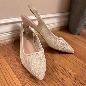 Cream Kitten heels size 9